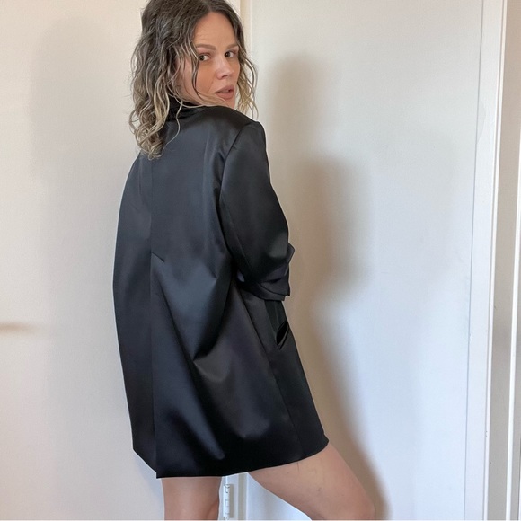 Zara Limited Edition Satin Effect Blazer and Shorts - Picture 5 of 12